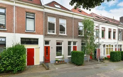 Terraced house for sale: Schrassertstraat 74, St. Marten Arnhem