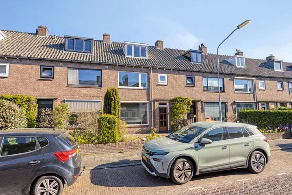 Tussenwoning te koop: Schrepelstraat 7, Blauwe Kei Breda