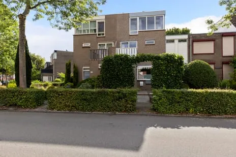 Terraced house for sale: Schrijnwerkershorst 105, Matenhorst Apeldoorn