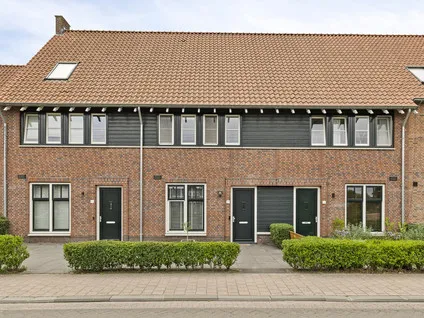 Tussenwoning te koop: Schrijvershoeve 8, Stepekolk Helmond