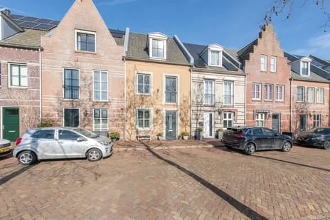 Tussenwoning te koop: Schrijverskwartier 13, De Citadel Heemskerk