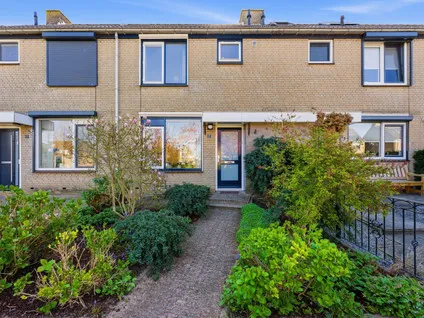Tussenwoning te koop: Schrijvertje 17, Zeelt Alblasserdam