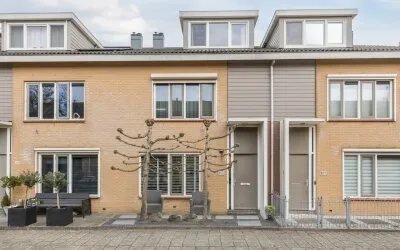 Tussenwoning te koop: Schrijvertje 30, Willis Krommenie
