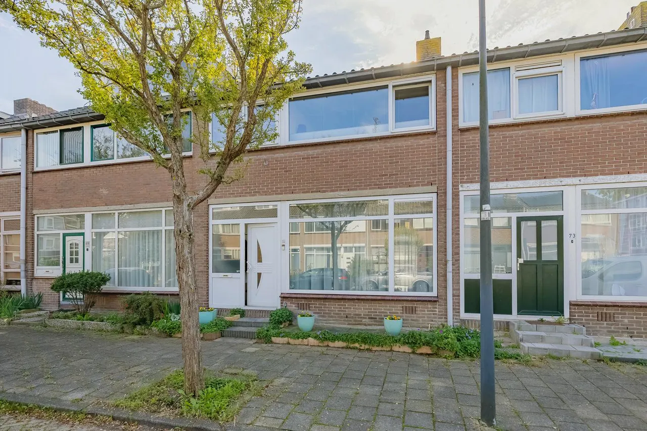 Tussenwoning te koop: Schroeder van der Kolkstraat 71, Haarlem
