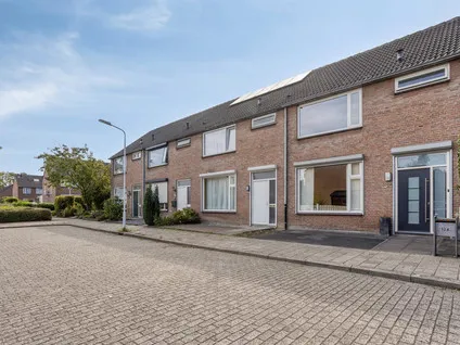 Tussenwoning te koop: Schuberthof 134, Zuiderpark Terneuzen