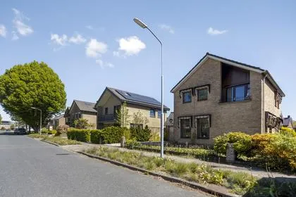 Vrijstaande woning te koop: Schubertstraat 4, Elst