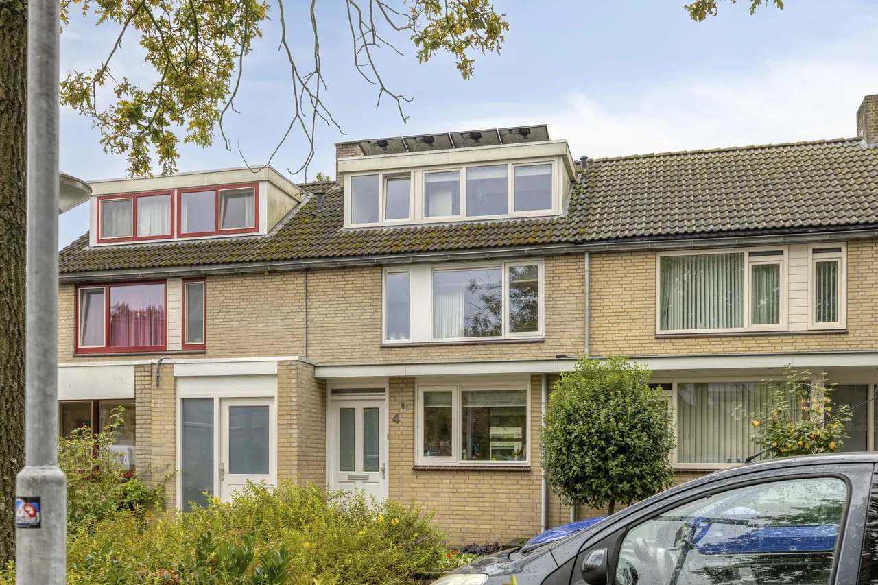 Tussenwoning te koop: Schuilevinkje 4, Best