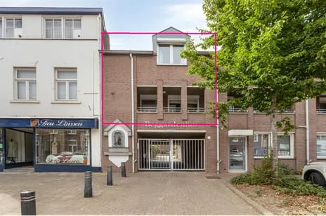 Terraced house for sale: Schuitenberg 12L, Binnenstad Roermond