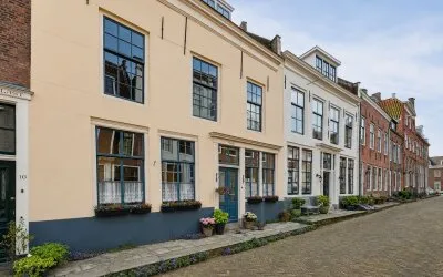 Tussenwoning te koop: Schuitvlotstraat 14, Damplein Middelburg