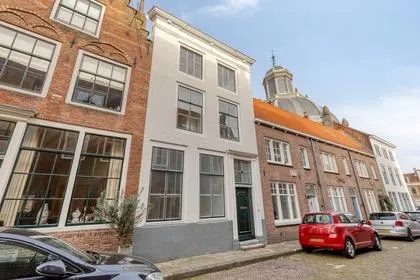 Tussenwoning te koop: Schuitvlotstraat 19, Middelburg
