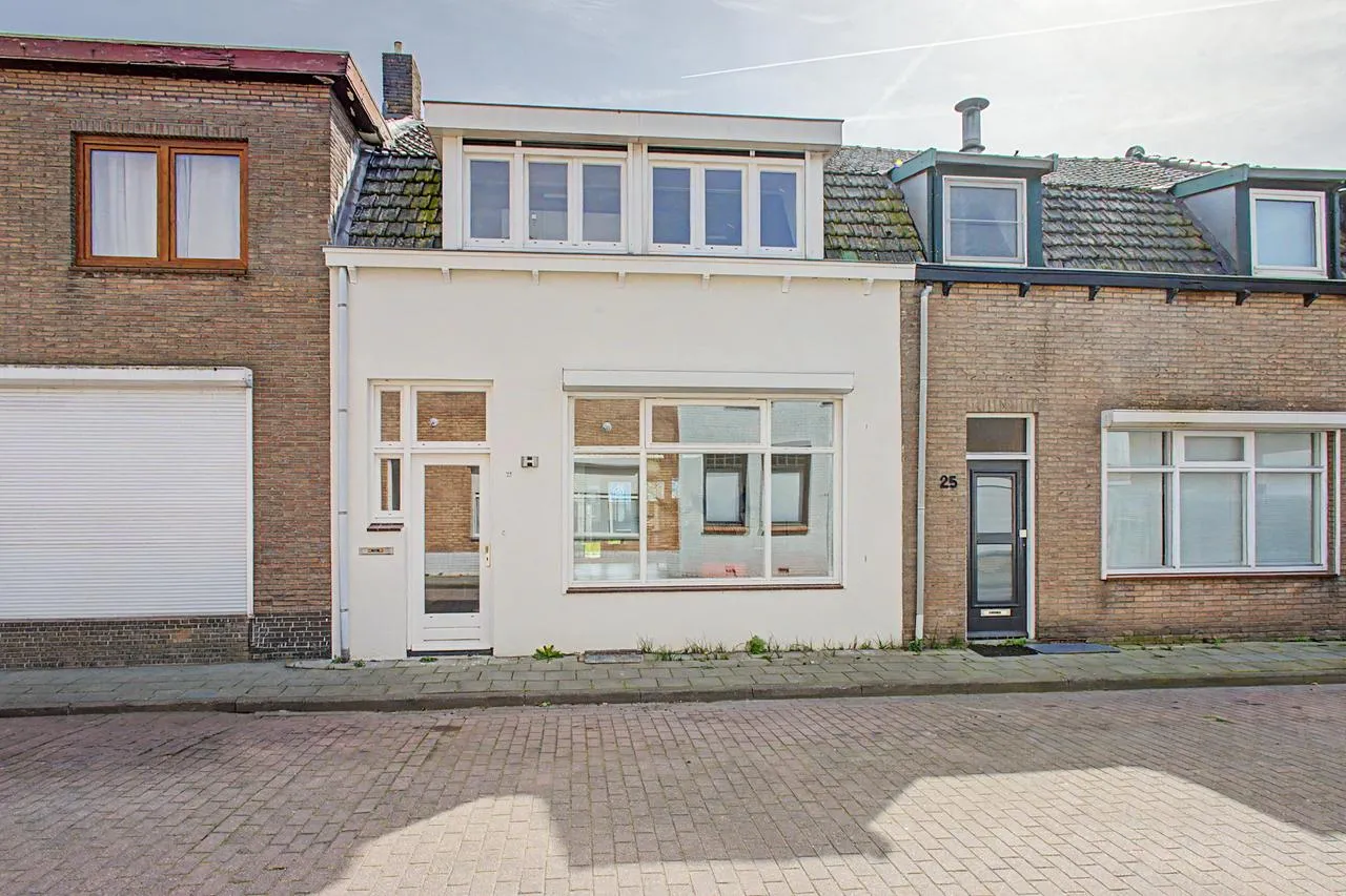 Tussenwoning te koop: Schulpenpad 23, Sas Van Gent