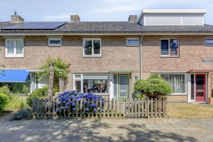 Tussenwoning te koop: Schultinghstraat 36, Lievendaal Eindhoven