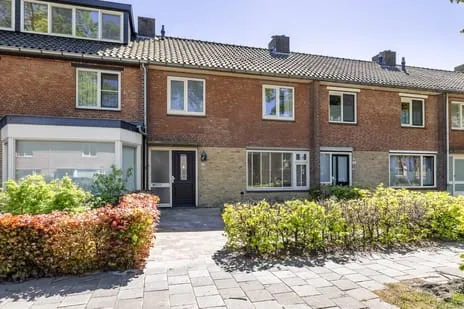 Tussenwoning te koop: Schultinghstraat 53, Lievendaal Eindhoven