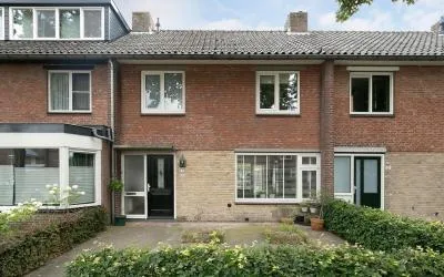 Tussenwoning te koop: Schultinghstraat 53, Lievendaal Eindhoven