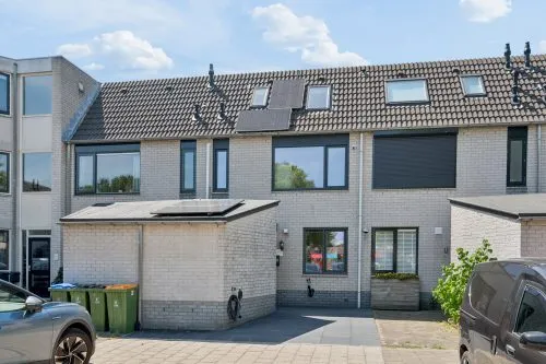 Tussenwoning te koop: Schumansingel 39, De Singels Ede