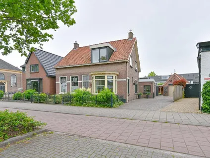 Twee-onder-één-kap te koop: Schutstraat 151, Venesluis Hoogeveen