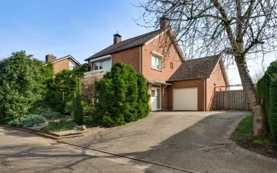 Vrijstaande woning te koop: Schuttecleef 2, Kern Maasniel Roermond