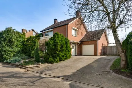Vrijstaande woning te koop: Schuttecleef 2, Kern Maasniel Roermond