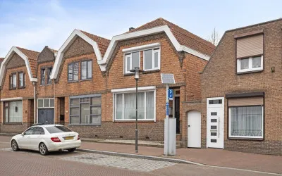 Hoekwoning te koop: Schuttershof 10, Binnenstad Hulst