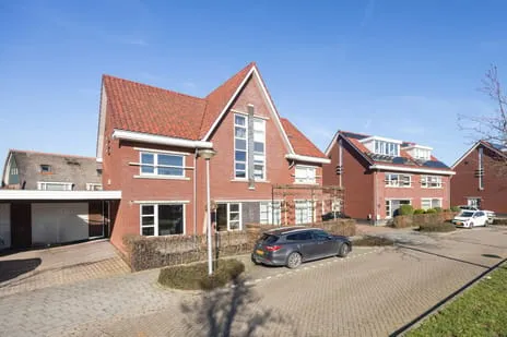 Tussenwoning te koop: Schuttershof 9, Etten-Leur