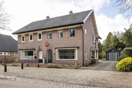 Twee-onder-één-kap te koop: Schuttersweg 135, Sprengenbos Apeldoorn