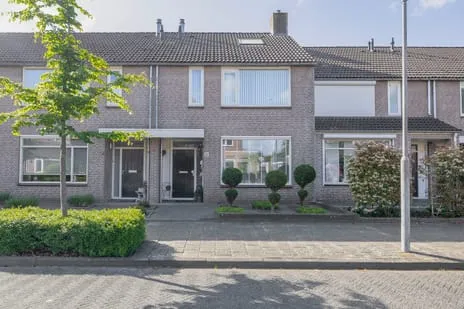 Tussenwoning te koop: Schutterwei 12, Schepelweijen Valkenswaard