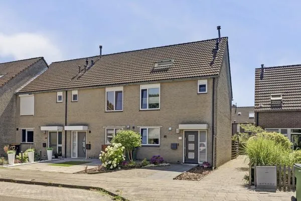 Hoekwoning te koop: Schuttevaer 41, Schutlanden-West Hoogeveen