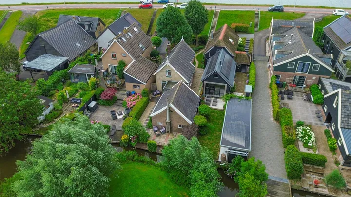 Detached house for sale: Schuwacht 68, Schuwacht Lekkerkerk
