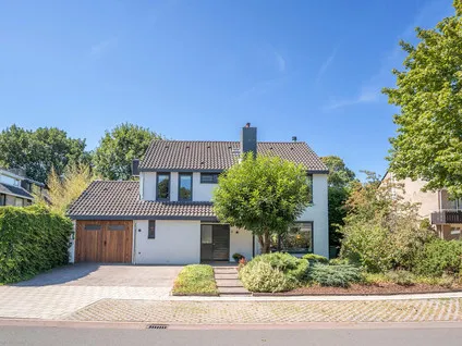 Vrijstaande woning te koop: Schweitzerlaan 3, Roosten Eindhoven
