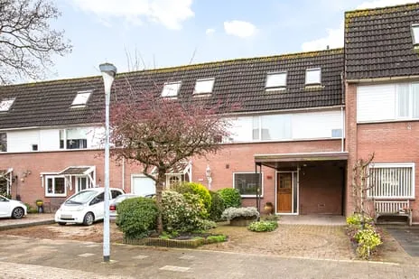 Tussenwoning te koop: Schweitzerstraat 164, Hoofddorp Pax West Hoofddorp