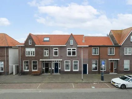 Tussenwoning te koop: Secretaris Varkevisserstraat 69, Zuid Katwijk (Zh)