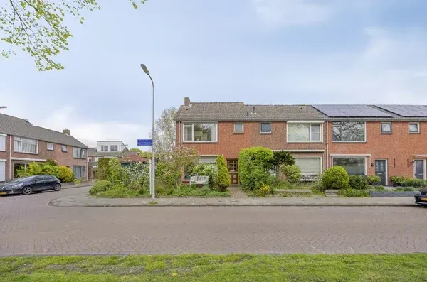 Woning te koop: Secretaris Verhoeffweg, Naaldwijk Centrumgebied Naaldwijk