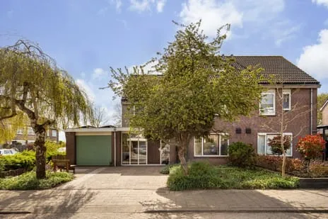 Hoekwoning te koop: Seevank 218, Zwanenburg West Zwanenburg