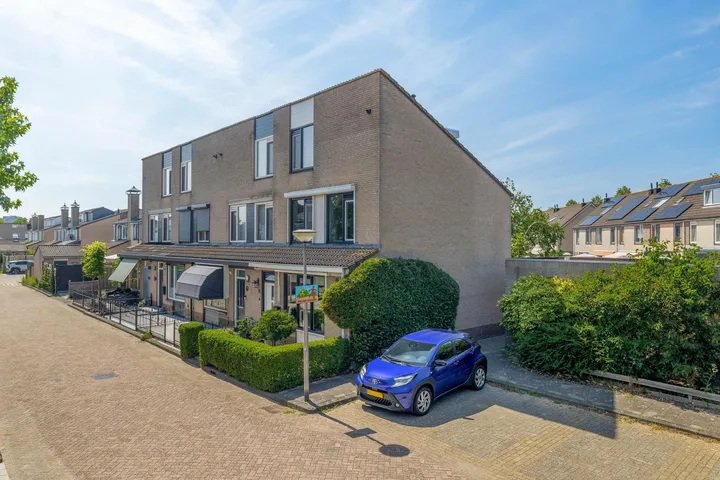 Hoekwoning te koop: Seinestraat 75, Schenkel-Zuidwest Spijkenisse