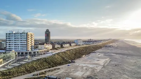 Studio te koop: Seinpostweg 2C8, Boulevard Midden Zandvoort
