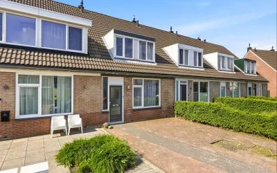 Tussenwoning te koop: Seintoren 20, Reijershove Middelburg