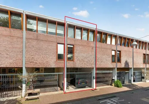 Tussenwoning te koop: Seinwachterstraat 66, Amsterdam