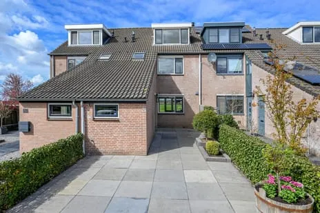 Tussenwoning te koop: Selijnsweg 52, Waverveen Waverveen