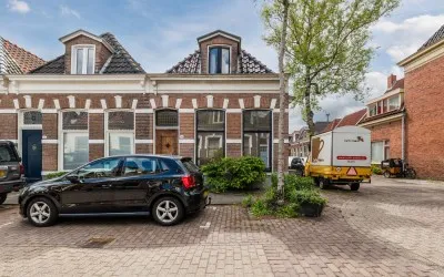 Tussenwoning te koop: Selwerderstraat 14, Noorderplantsoenbuurt Groningen