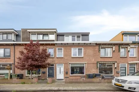 Tussenwoning te koop: Semarangstraat 13, Medanbuurt Haarlem