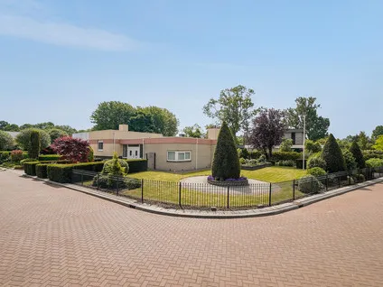 Twee-onder-één-kap te koop: Sering 18, Park Rhoon Rhoon