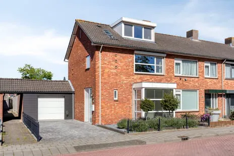Hoekwoning te koop: Seringenlaan 48, Steenbergen-Zuid Steenbergen (Nb)
