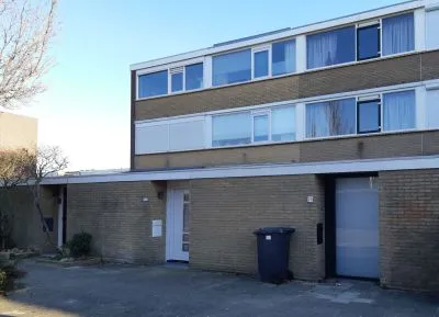 Tussenwoning te koop: Seringenstraat 25, Monster