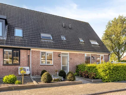Tussenwoning te koop: Seringenstraat 25, Opheusden Opheusden