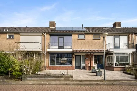 Tussenwoning te koop: Seringenstraat 33, Dordrecht