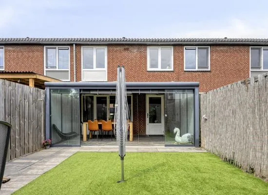 Tussenwoning te koop: Seringenstraat 59, Zuid Gennep