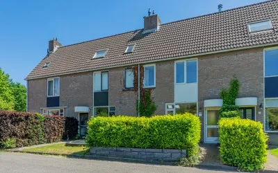 Tussenwoning te koop: Seringenweg 20, Oosterhaar Haren Gn