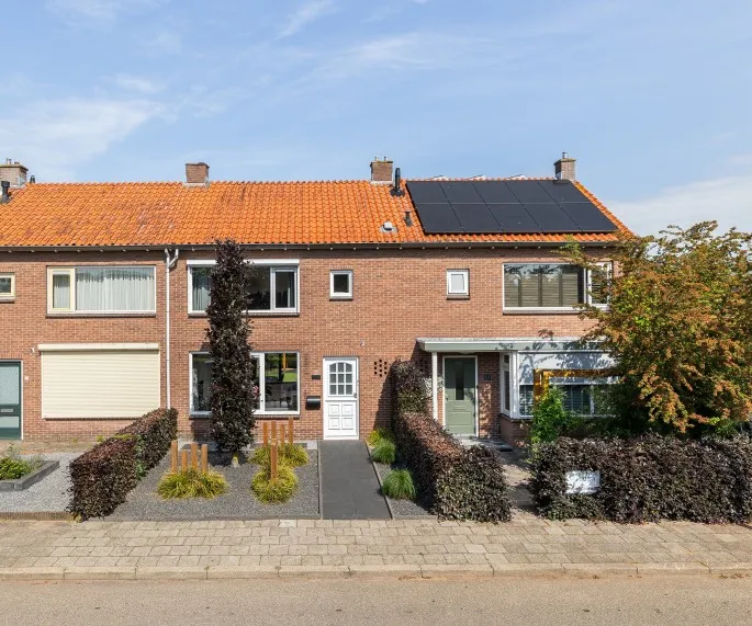 Terraced house for sale: Seringstraat 16, Wezep-Centrum Wezep