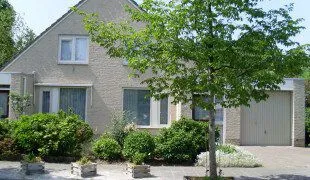 Tussenwoning te huur: Serlioweg 35, Prinsejagt Eindhoven