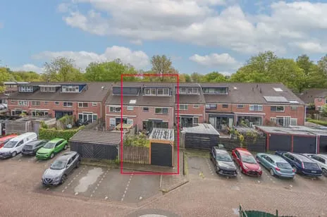 Tussenwoning te koop: Sfeen 12, Edelstenenwijk Heerhugowaard